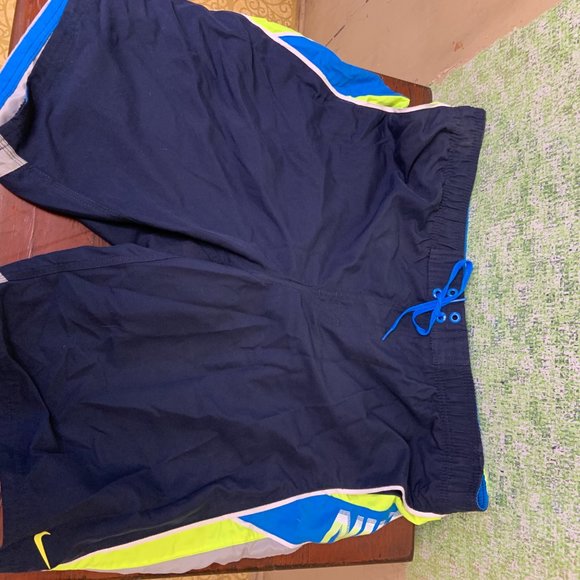 Nike Swim Trunks Adult Large Size Swoosh Board Shorts Bathing Suit Men Shorts - Picture 6 of 6